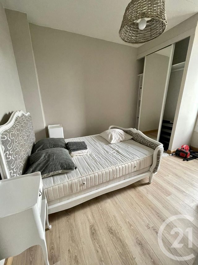 Afficher la photo en grand Appartement F2 à vendre - 2 pièces - 34.13 m2 - HOUILLES - 78 - ILE-DE-FRANCE - Century 21 Officimmo
