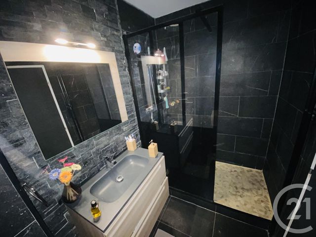 Afficher la photo en grand Appartement F4 à vendre - 4 pièces - 79.6 m2 - CHATOU - 78 - ILE-DE-FRANCE - Century 21 Officimmo