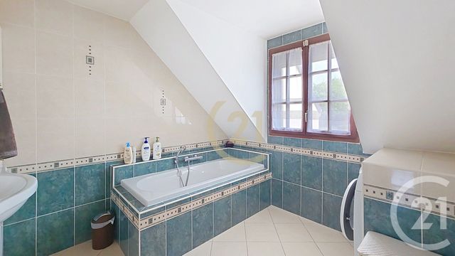 maison à vendre - 7 pièces - 159.36 m2 - SARTROUVILLE - 78 - ILE-DE-FRANCE - Century 21 Officimmo