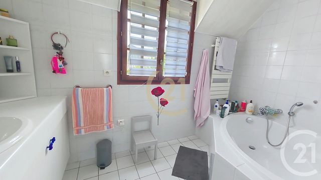 maison à vendre - 7 pièces - 159.36 m2 - SARTROUVILLE - 78 - ILE-DE-FRANCE - Century 21 Officimmo