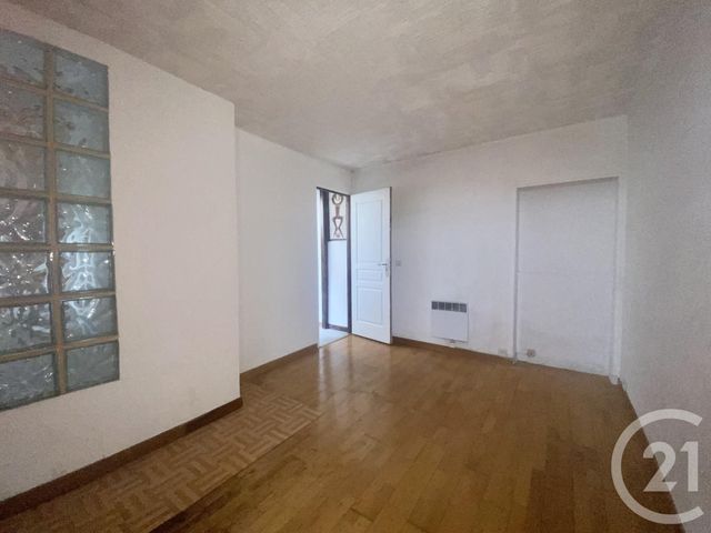 Afficher la photo en grand Appartement F2 à louer - 2 pièces - 27.97 m2 - HOUILLES - 78 - ILE-DE-FRANCE - Century 21 Officimmo