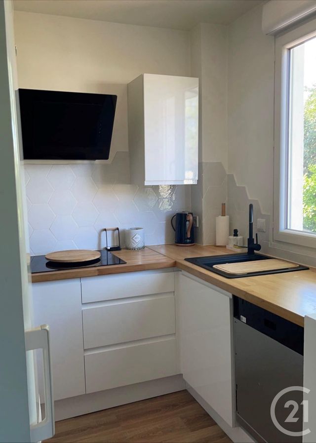 maison à vendre - 5 pièces - 79.38 m2 - SARTROUVILLE - 78 - ILE-DE-FRANCE - Century 21 Officimmo
