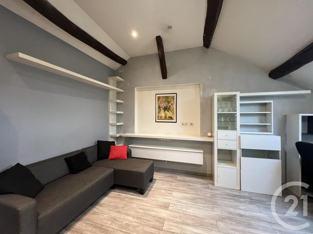 Appartement F2 à louer - 2 pièces - 27.07 m2 - HOUILLES - 78 - ILE-DE-FRANCE - Century 21 Officimmo