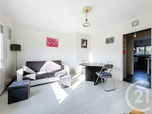 Appartement F3 à vendre - 3 pièces - 58.0 m2 - HOUILLES - 78 - ILE-DE-FRANCE - Century 21 Officimmo