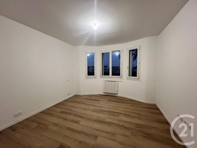 Appartement F4 à vendre - 4 pièces - 77.61 m2 - HOUILLES - 78 - ILE-DE-FRANCE - Century 21 Officimmo