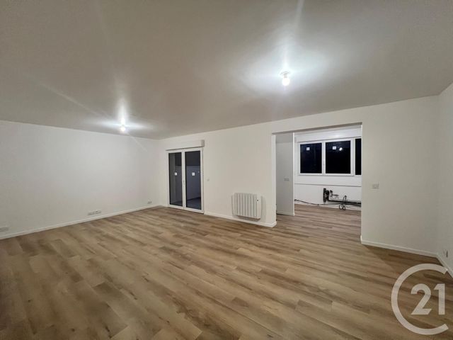 Appartement F4 à vendre - 4 pièces - 77.61 m2 - HOUILLES - 78 - ILE-DE-FRANCE - Century 21 Officimmo