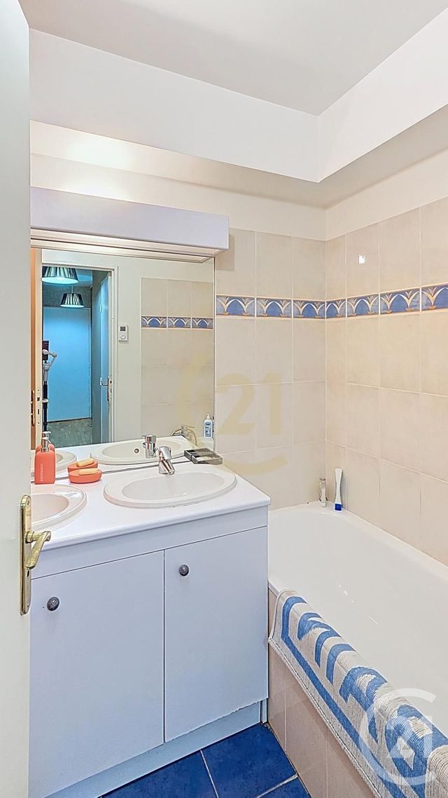 Appartement F4 à vendre - 4 pièces - 78.02 m2 - CARRIERES SUR SEINE - 78 - ILE-DE-FRANCE - Century 21 Officimmo