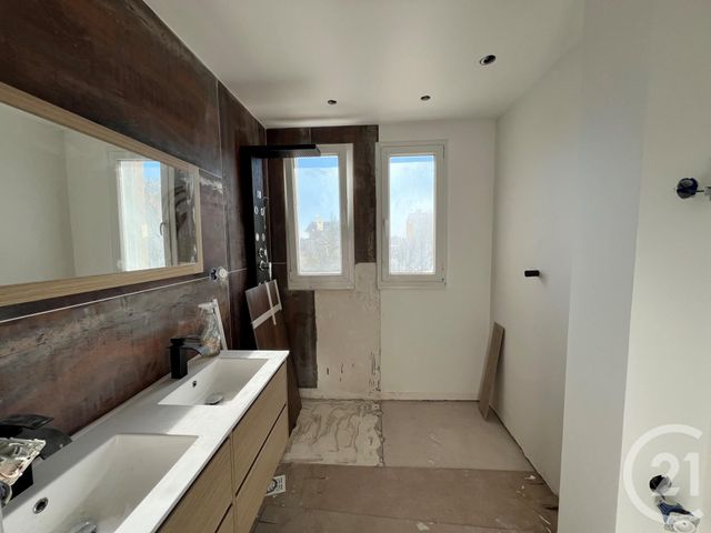 Appartement F4 à vendre - 5 pièces - 102.13 m2 - HOUILLES - 78 - ILE-DE-FRANCE - Century 21 Officimmo