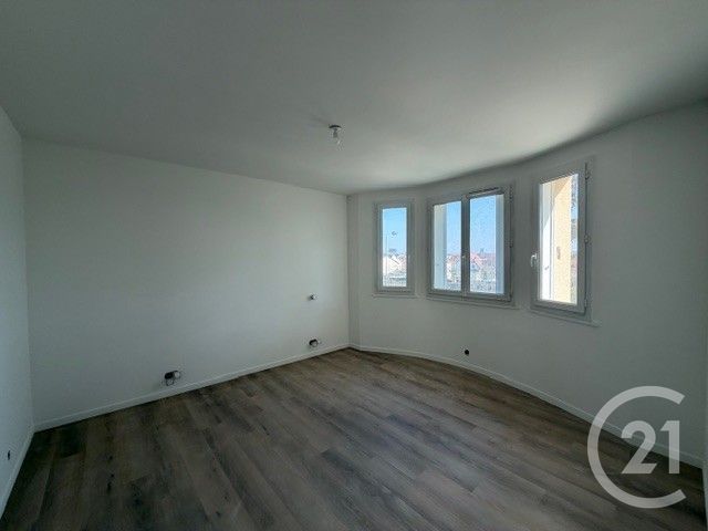 Appartement F4 à vendre - 5 pièces - 102.13 m2 - HOUILLES - 78 - ILE-DE-FRANCE - Century 21 Officimmo