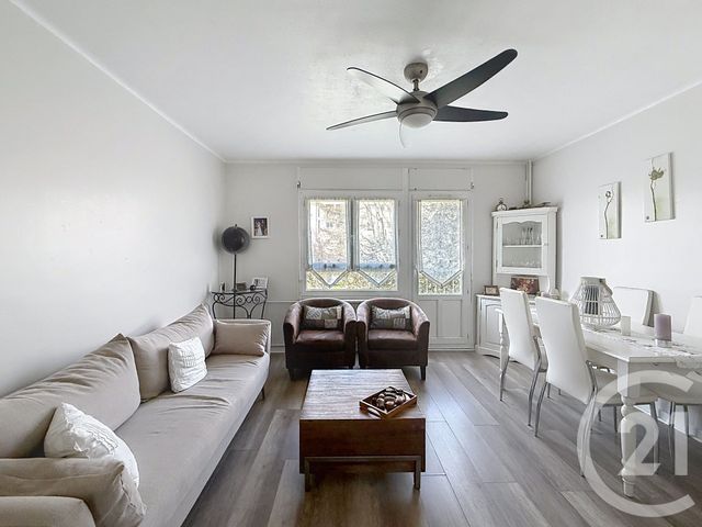 Appartement F3 à vendre - 3 pièces - 58.34 m2 - HOUILLES - 78 - ILE-DE-FRANCE - Century 21 Officimmo