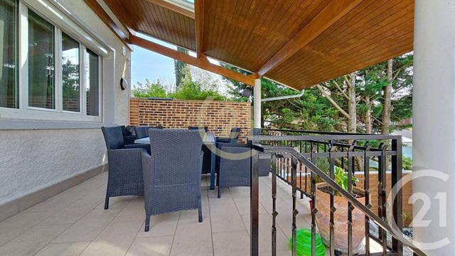 maison à vendre - 8 pièces - 236.16 m2 - SARTROUVILLE - 78 - ILE-DE-FRANCE - Century 21 Officimmo