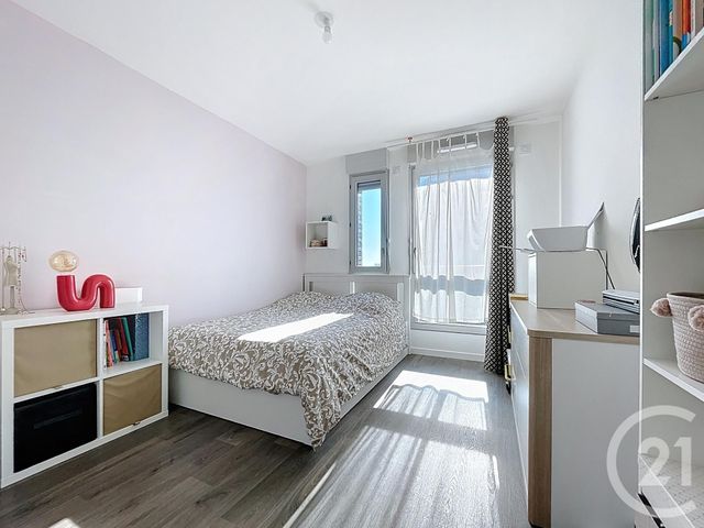 Appartement F2 à vendre - 2 pièces - 39.7 m2 - BEZONS - 95 - ILE-DE-FRANCE - Century 21 Officimmo