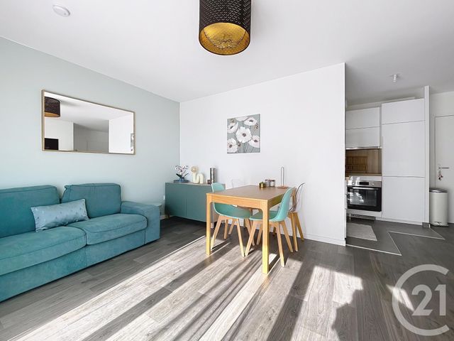 Appartement F2 à vendre - 2 pièces - 39.7 m2 - BEZONS - 95 - ILE-DE-FRANCE - Century 21 Officimmo