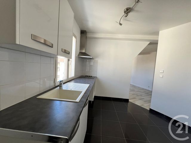 Appartement F3 à vendre - 2 pièces - 46.27 m2 - SARTROUVILLE - 78 - ILE-DE-FRANCE - Century 21 Officimmo