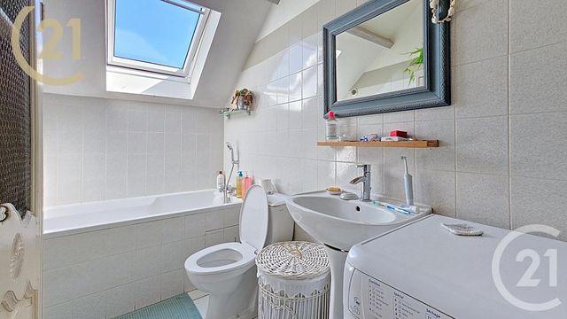 Appartement F2 à vendre - 2 pièces - 37.88 m2 - SARTROUVILLE - 78 - ILE-DE-FRANCE - Century 21 Officimmo