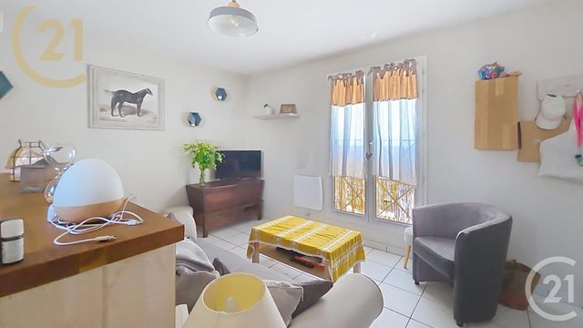 Appartement F2 à vendre - 2 pièces - 37.88 m2 - SARTROUVILLE - 78 - ILE-DE-FRANCE - Century 21 Officimmo