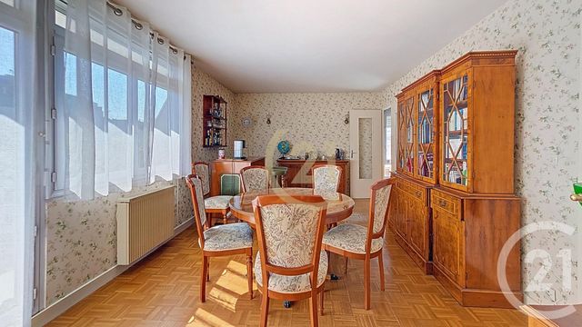 Appartement F5 à vendre - 5 pièces - 112.81 m2 - HOUILLES - 78 - ILE-DE-FRANCE - Century 21 Officimmo