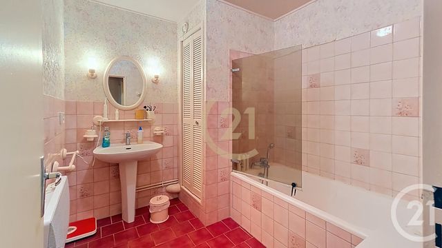 Appartement F5 à vendre - 5 pièces - 112.81 m2 - HOUILLES - 78 - ILE-DE-FRANCE - Century 21 Officimmo