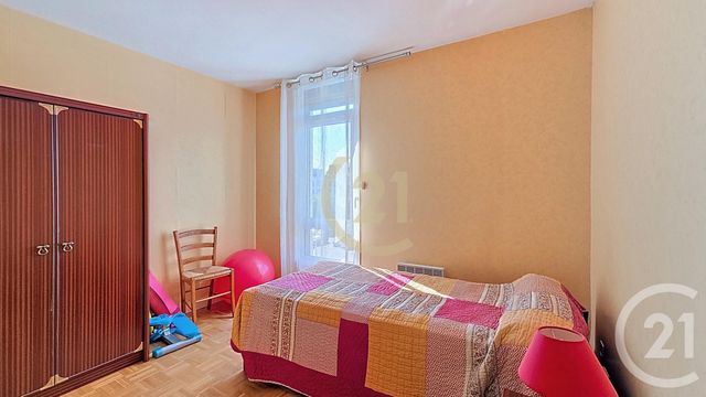 Appartement F5 à vendre - 5 pièces - 112.81 m2 - HOUILLES - 78 - ILE-DE-FRANCE - Century 21 Officimmo