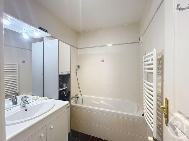 Appartement F2 à vendre - 2 pièces - 54.33 m2 - HOUILLES - 78 - ILE-DE-FRANCE - Century 21 Officimmo