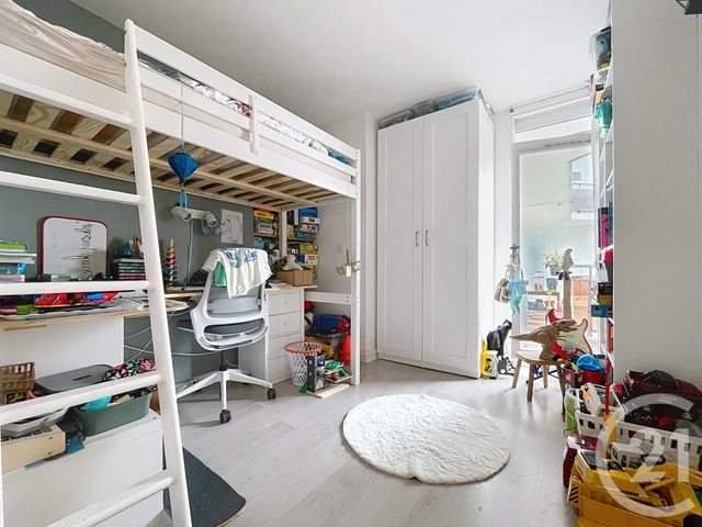 Appartement F4 à vendre - 4 pièces - 84.0 m2 - HOUILLES - 78 - ILE-DE-FRANCE - Century 21 Officimmo