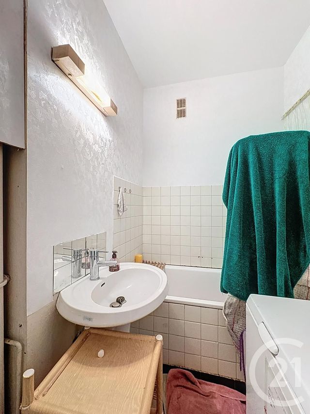 Appartement Studio à vendre - 1 pièce - 28.4 m2 - HOUILLES - 78 - ILE-DE-FRANCE - Century 21 Officimmo