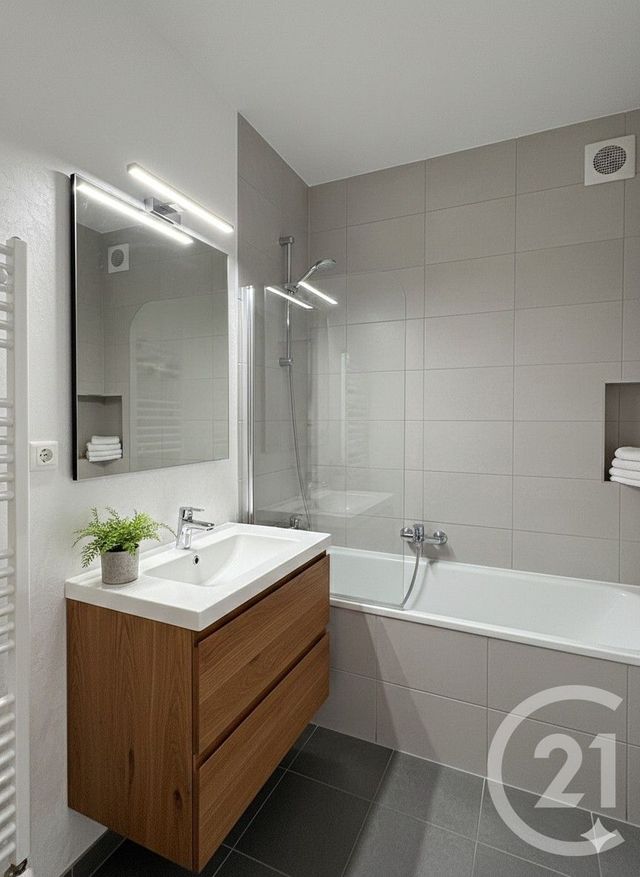 Appartement Studio à vendre - 1 pièce - 28.4 m2 - HOUILLES - 78 - ILE-DE-FRANCE - Century 21 Officimmo