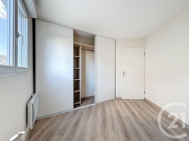 Appartement F3 à vendre - 3 pièces - 53.27 m2 - HOUILLES - 78 - ILE-DE-FRANCE - Century 21 Officimmo