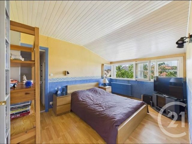 maison à vendre - 6 pièces - 132.0 m2 - HOUILLES - 78 - ILE-DE-FRANCE - Century 21 Officimmo