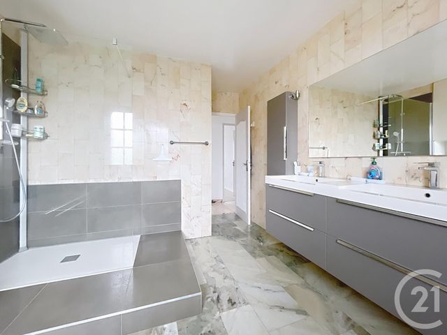 maison à vendre - 6 pièces - 140.0 m2 - HOUILLES - 78 - ILE-DE-FRANCE - Century 21 Officimmo