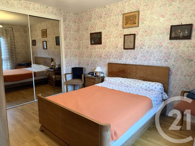 Appartement F5 à vendre - 5 pièces - 91.0 m2 - HOUILLES - 78 - ILE-DE-FRANCE - Century 21 Officimmo