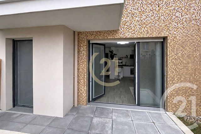 Appartement F2 à vendre - 2 pièces - 40.0 m2 - BEZONS - 95 - ILE-DE-FRANCE - Century 21 Officimmo