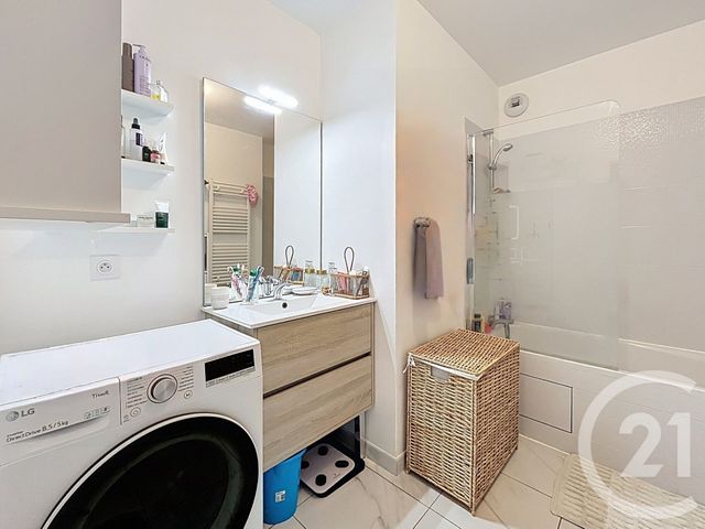 Appartement F3 à vendre - 3 pièces - 62.51 m2 - HOUILLES - 78 - ILE-DE-FRANCE - Century 21 Officimmo