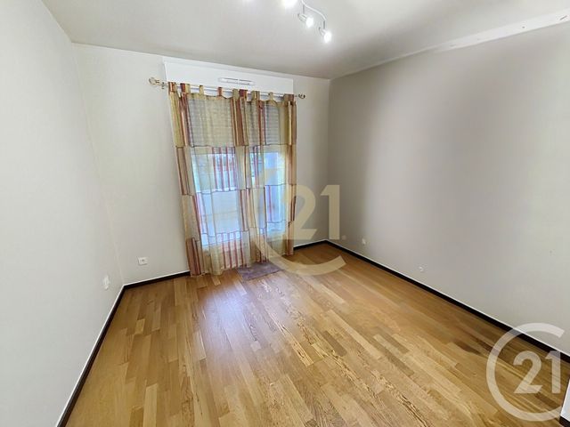 Appartement T5 à vendre - 5 pièces - 84.43 m2 - HOUILLES - 78 - ILE-DE-FRANCE - Century 21 Officimmo