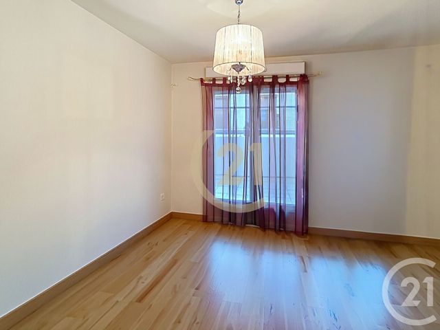 Appartement T5 à vendre - 5 pièces - 84.43 m2 - HOUILLES - 78 - ILE-DE-FRANCE - Century 21 Officimmo