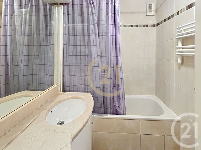 Appartement T5 à vendre - 5 pièces - 84.43 m2 - HOUILLES - 78 - ILE-DE-FRANCE - Century 21 Officimmo