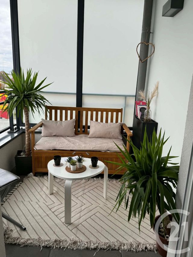 Appartement F3 à vendre - 3 pièces - 64.17 m2 - SARTROUVILLE - 78 - ILE-DE-FRANCE - Century 21 Officimmo