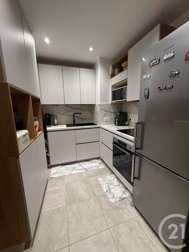 Appartement F3 à vendre - 3 pièces - 64.17 m2 - SARTROUVILLE - 78 - ILE-DE-FRANCE - Century 21 Officimmo