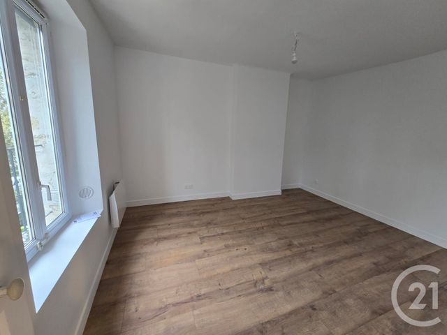 Appartement F2 à louer - 2 pièces - 33.0 m2 - ST GERMAIN EN LAYE - 78 - ILE-DE-FRANCE - Century 21 Officimmo
