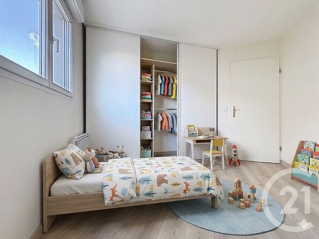 Appartement F3 à vendre - 3 pièces - 53.27 m2 - HOUILLES - 78 - ILE-DE-FRANCE - Century 21 Officimmo