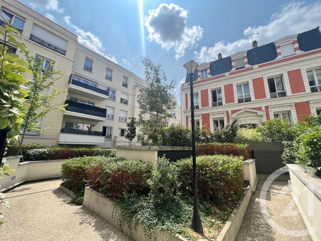 Appartement F2 à louer - 2 pièces - 36.2 m2 - HOUILLES - 78 - ILE-DE-FRANCE - Century 21 Officimmo