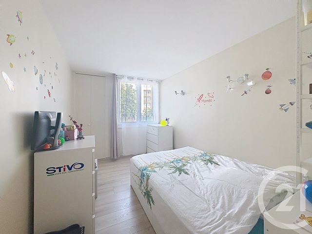 Appartement à vendre - 5 pièces - 103.0 m2 - BEZONS - 95 - ILE-DE-FRANCE - Century 21 Officimmo