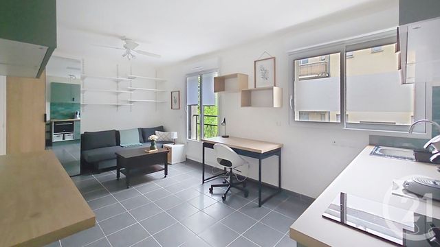Appartement Studio à louer - 1 pièce - 20.25 m2 - SARTROUVILLE - 78 - ILE-DE-FRANCE - Century 21 Officimmo