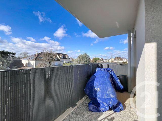 Appartement F3 à vendre - 3 pièces - 63.01 m2 - HOUILLES - 78 - ILE-DE-FRANCE - Century 21 Officimmo