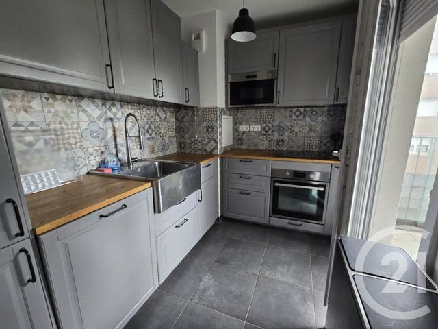 Appartement F3 à louer - 3 pièces - 62.0 m2 - HOUILLES - 78 - ILE-DE-FRANCE - Century 21 Officimmo