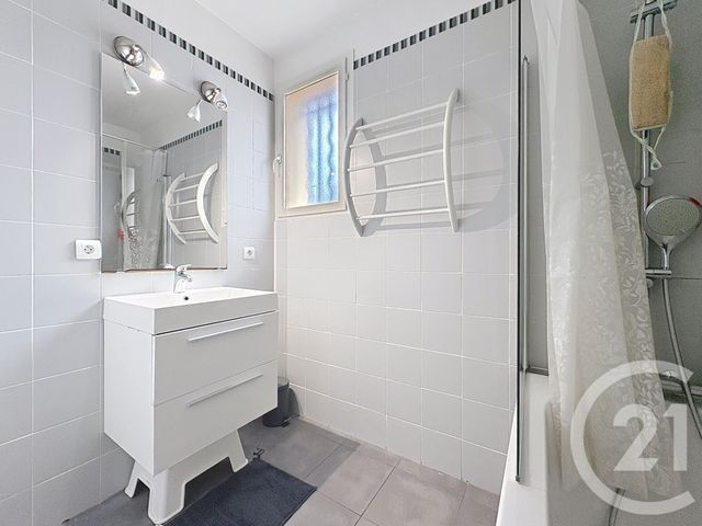 maison à vendre - 6 pièces - 108.0 m2 - HOUILLES - 78 - ILE-DE-FRANCE - Century 21 Officimmo