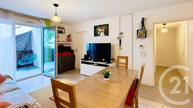 Appartement F3 à vendre - 3 pièces - 63.0 m2 - ST OUEN L AUMONE - 95 - ILE-DE-FRANCE - Century 21 Officimmo