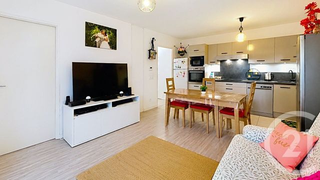 Appartement F3 à vendre - 3 pièces - 63.0 m2 - ST OUEN L AUMONE - 95 - ILE-DE-FRANCE - Century 21 Officimmo