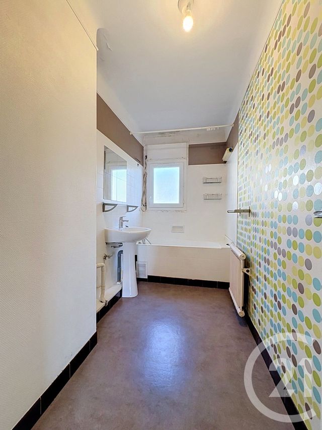 Appartement F4 à vendre - 4 pièces - 67.0 m2 - HOUILLES - 78 - ILE-DE-FRANCE - Century 21 Officimmo