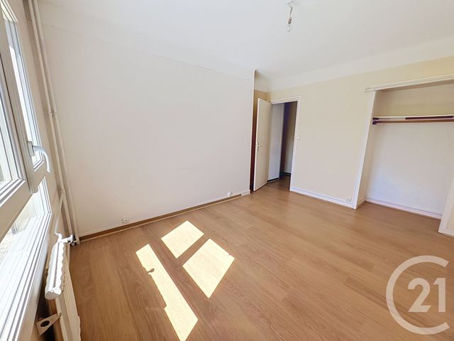 Appartement F4 à vendre - 4 pièces - 67.0 m2 - HOUILLES - 78 - ILE-DE-FRANCE - Century 21 Officimmo